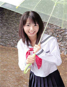 《漂亮的女邻居》电影