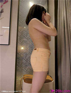 美女祼体添鸡把图片